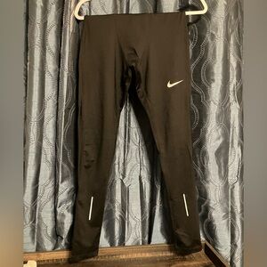 Nike dry fit leggings size small
